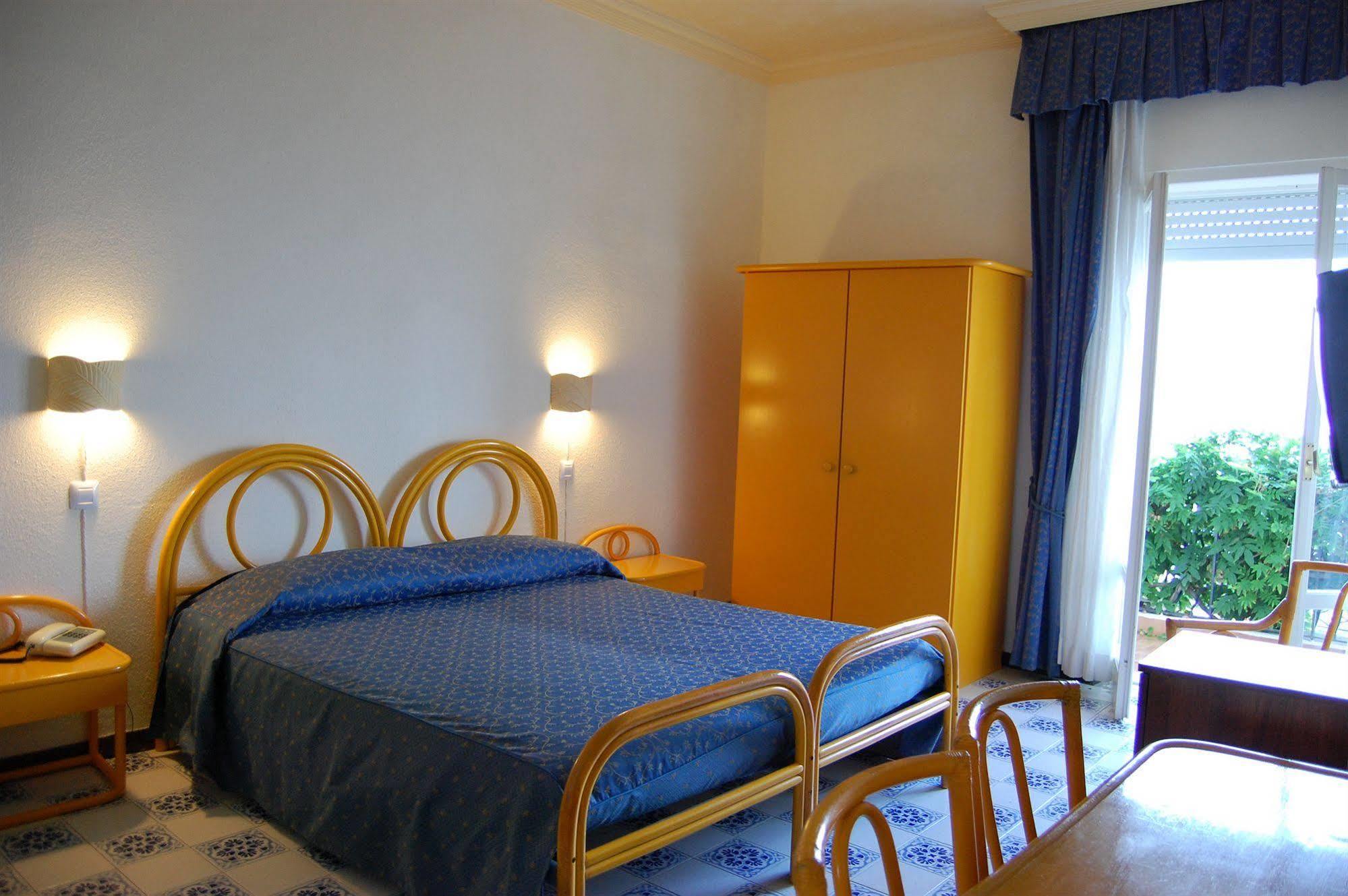 Giardino Sul Mare 3*