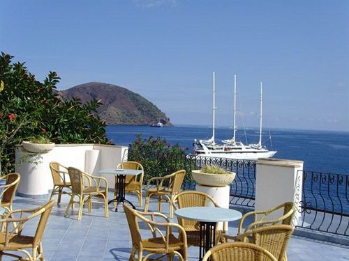 Hotel Giardino Sul Mare 3*